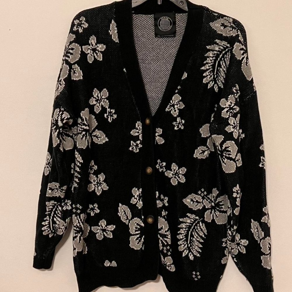 NEW Urban Outfitters Cardigan Size XS ❤️ PART OF CLOSET BUNDLE OFFER ❤️